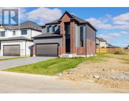 43 ALLISTER DRIVE - 5