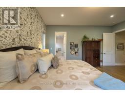 276 HAZELTON LANE - 30