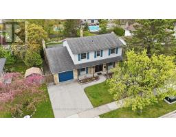 76 SPENCER CRESCENT - 1