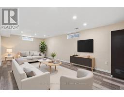 76 SPENCER CRESCENT - 31