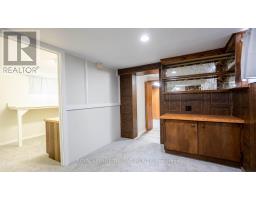 21 OAK STREET - 20