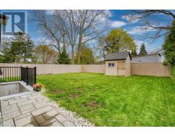 31 BRENLYN COURT - 34