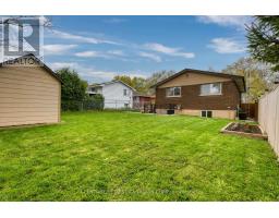 31 BRENLYN COURT - 36