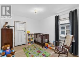 43 STANLEY STREET - 27