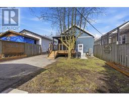 119 CONNAUGHT AVENUE - 32