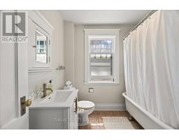 251 RIDOUT STREET S - 27