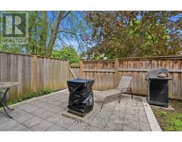 8 - 159 SANDRINGHAM CRESCENT - 34
