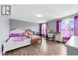 211 LEITCH STREET - 16