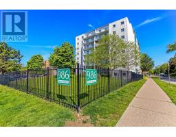 204 - 986 HURON STREET - 1