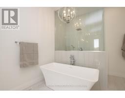 11 - 495 OAKRIDGE DRIVE - 23
