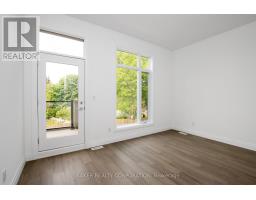 11 - 495 OAKRIDGE DRIVE - 28