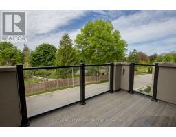11 - 495 OAKRIDGE DRIVE - 29