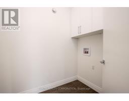 11 - 495 OAKRIDGE DRIVE - 32