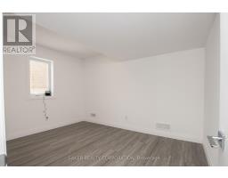 11 - 495 OAKRIDGE DRIVE - 38
