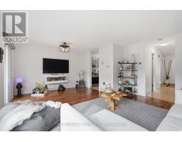815 DEVERON CRESCENT - 10
