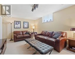 4 BARON CRESCENT - 34