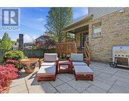 4 BARON CRESCENT - 39
