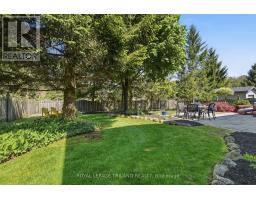 4 BARON CRESCENT - 40