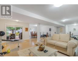 10 - 19 HILLSIDE DRIVE E - 17