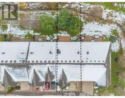 10 - 19 HILLSIDE DRIVE E - 21