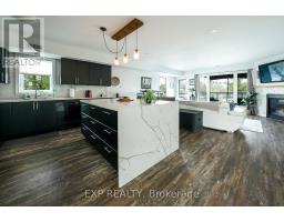 4 - 40 ONTARIO STREET - 17