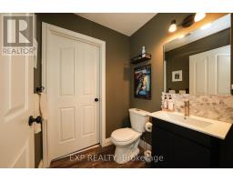 4 - 40 ONTARIO STREET - 33