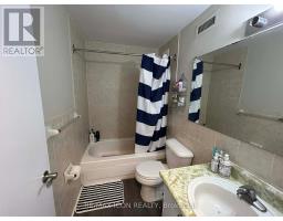 810 - 573 MORNINGTON AVENUE - 11