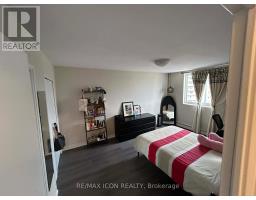 810 - 573 MORNINGTON AVENUE - 7