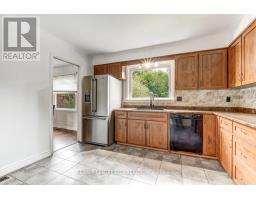 10 RUNNYMEDE CRESCENT - 10