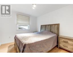 10 RUNNYMEDE CRESCENT - 19