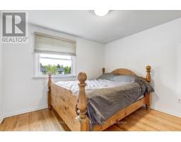 10 RUNNYMEDE CRESCENT - 21