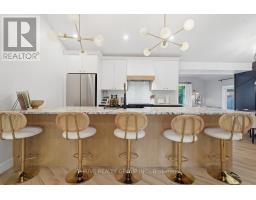 21 MCGILL PLACE - 11