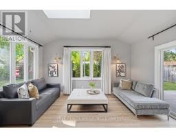 21 MCGILL PLACE - 18