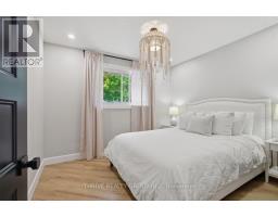 21 MCGILL PLACE - 23