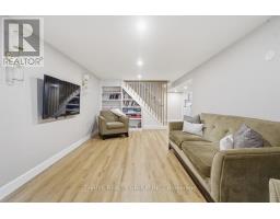 21 MCGILL PLACE - 32