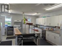 274 MONTEREY PARK - 41