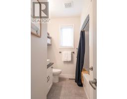 5 CONNOR AVENUE - 24