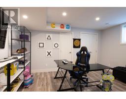 5 CONNOR AVENUE - 33