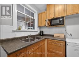 150 FRONT STREET W - 6