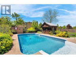 445 RIDOUT STREET S - 35