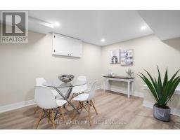 51 PATIENCE CRESCENT - 21