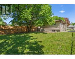 51 PATIENCE CRESCENT - 33