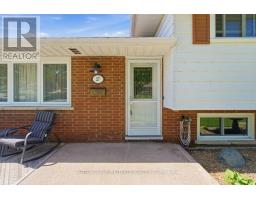 27 STORMONT DRIVE - 6
