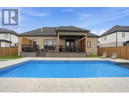 177 MARTIN ROAD - 44