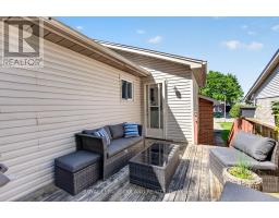 125 BOURNEMOUTH DRIVE - 34
