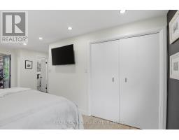 196 WYCHWOOD PARK - 21