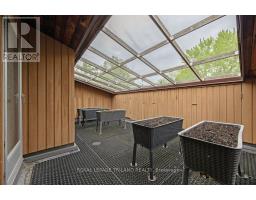 12 MAYFAIR DRIVE - 33
