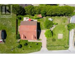 176 EASTMAN AVENUE - 11
