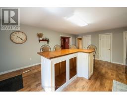 176 EASTMAN AVENUE - 16