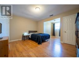 176 EASTMAN AVENUE - 32